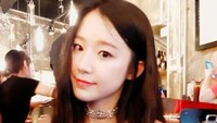 Shuhua merupakan anggota (G)I-dle berkebangsaan Taiwan. Ia merupakan anggota termuda (G)I-dle dan saat ini berusia 21 tahun (usia Korea). Begini lucunya Shuhua saat menikmati minumannya di salah satu kafe. Foto: Instagram @official_g_i_dle