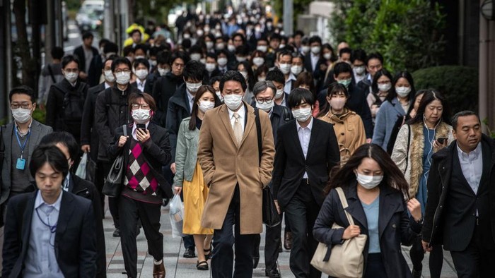 PM Jepang Shinzo Abe mengumumkan keadaan darurat terkait kasus virus Corona yang terus menyebar.
