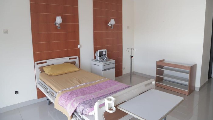 Tim Kemenag Tinjau Ruang Isolasi Pasien Corona di Asrama Haji Pondok Gede