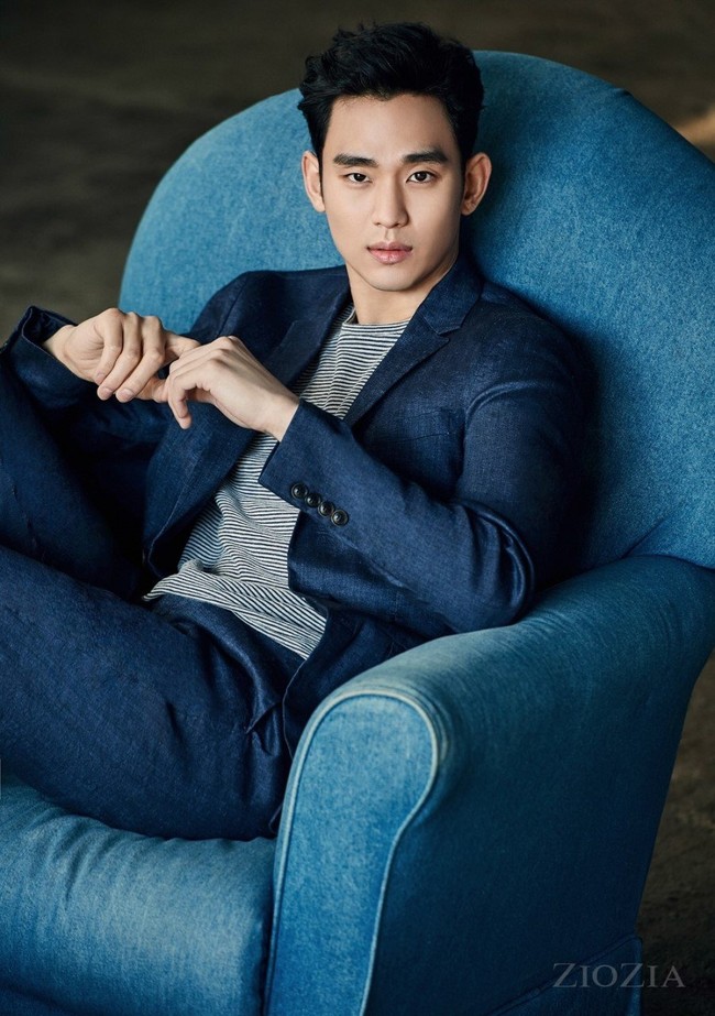 Inilah aktor nomor satu dengan bayaran paling mahal. Produser TV rela membayar Kim Soo Hyun USD 84 ribu atau sekitar Rp 1,25 miliar untuk satu episode. Serial fenomenal yang pernah dibintanginya adalah My Love From The Star. Dia juga berperan di High School, Moon Embracing The Sun dan The Producers. Foto: Hancinema