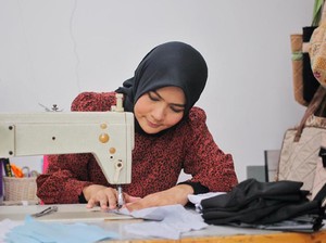 Istri Bima Arya Gagas Gerakan Sejuta Masker Kain untuk Kota Bogor