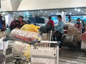 Hasil Rapid Test Negatif, 154 Pekerja Migran Dipulangkan dengan 7 Bus