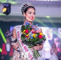 Bhasha Mukherjee terpilih sebagai Miss England 2019 pada Agustus tahun lalu. Dia kemudian memutuskan cuti sejenak dari kariernya sebagai dokter junior setelah mewakili Inggris di ajang Miss World 2019 pada Desember 2019. Foto: Instagram @ bhasha05