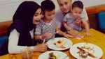 10 Momen Kulineran Soraya Larasati Bareng Keluarga hingga Teman Artis
