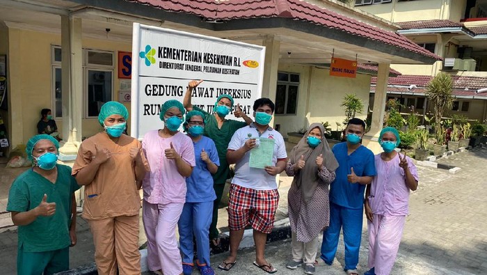 Anggota DPRD Sumut Aulia Agsa usai dinyatakan sembuh dari virus corona (dok. Istimewa)