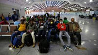 Bandara Najaf pun kosong setelah penerbangan dilarang beroperasi. (REUTERS/Alaa Al-Marjani)