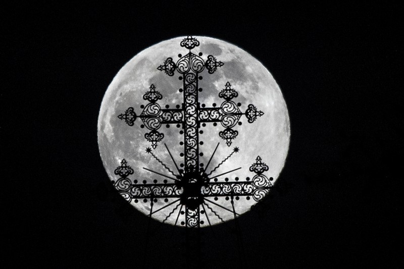Supermoon