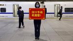 Stasiun-Bandara Wuhan Ramai Penumpang Usai Lockdown Berakhir