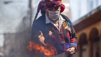Solidaritas umat beragama telah dilakukan oleh 5 agama suci di seluruh dunia, kini mereka sedang berjuang melawan COVID-19 dengan keyakinan daan kepercayaa mereka masing-masing. AP Photo/Moises Castillo.