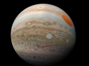 Bikin Takjub, Jupiter Berwarna Pastel