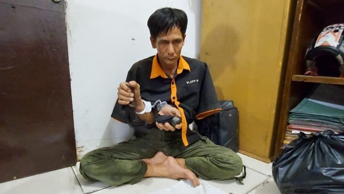 Jhoni (Raja Adil-detikcom)