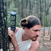 Alasan Heidi memilih rambut sang pacar adalah karena Geoff memiliki rambut keriting yang menurutnya sangat cocok. Benar-benar pasangan serasi ya? Foto: instagram@Heidi Lee Oley