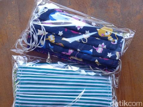 Masker kain buatan UKM blitar