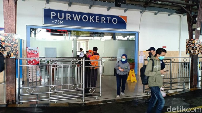 stasiun purwokerto