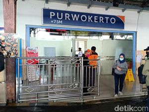 Heboh Penumpang Diturunkan di Stasiun Purwokerto gegara Belum Booster