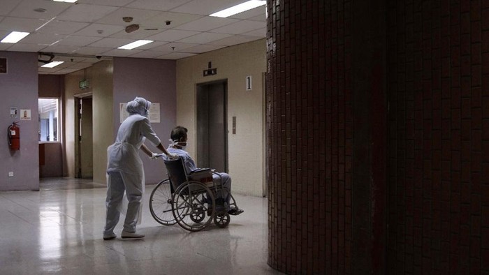 Dari sejumlah negara yang terpapar wabah virus corona, Malaysia merupakan salah satu negara yang berhasil menekan angka kematian dan menambah angka kesembuhan.