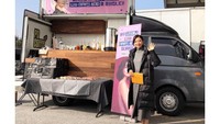 Kim Hee Ae bukanlah aktris baru, di Korsel ia dikenal sebagai aktris kawakan yang sudah membintangi beberapa judul film serta drama Korea. Wanita yang masih tampak cantik di usia 52 tahun ini ternyata cukup aktif di instagram. Foto: instagram @heeae_official
