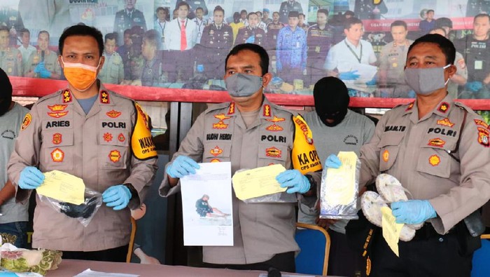Polisi tangkap pelaku penganiayaan keji terhadap waria Mira di Jakut