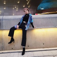 Gayanya yang stylish, membuat Kim Miso kerap mendapatkan tawaran untuk hadir di beberapa peluncuran brand maupun acara fashion terbesar di Korea Selatan. Seperti acara Seoul Fashion Week 2019 lalu.  Foto: instagram @kimmiso1194