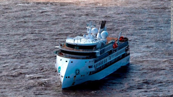 Kapal pesiar Greg Mortimer di Uruguay