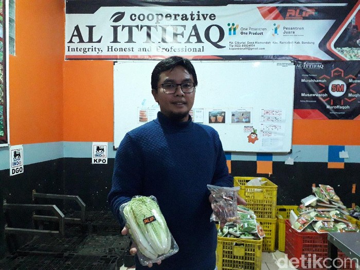 Pesantren di bandung dapat berkah wabah corona
