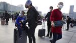Stasiun-Bandara Wuhan Ramai Penumpang Usai Lockdown Berakhir