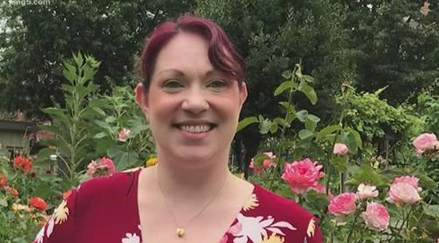 Elizabeth Schneider, pasien sembuh dari virus Corona dengan isolasi mandiri.