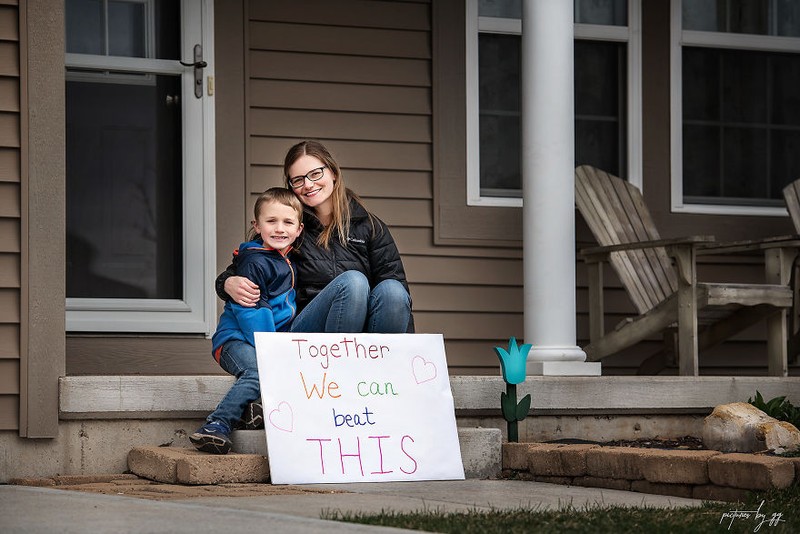 Intip pesan anak-anak ini yang sedang berada di rumah saja untuk para warga dunia yang tengah memberantas pandemi Corona (COVID-19).