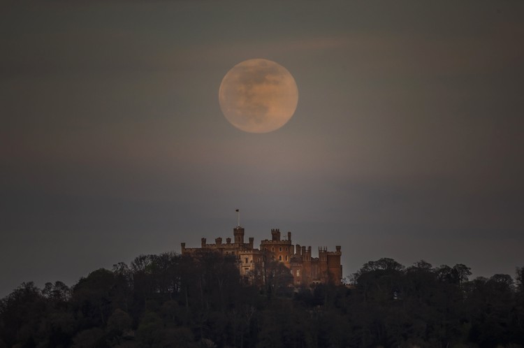 Supermoon