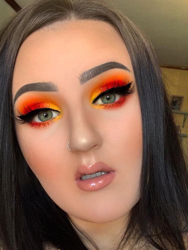 Tutorial makeup Mikayla Nogueira