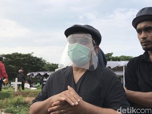 Tompi Pajang Foto Terakhir Bersama Glenn Fredly