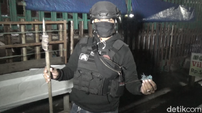 Polisi amankan 3 remaja di Makassar yang terlibat tawuran.