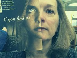 Aksi Kocak Pecinta Buku Atasi Bosan #DiRumahAja