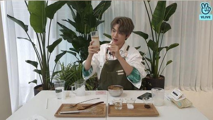 artis korea bikin dalgona coffee