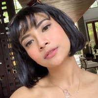 Pada 5 November 2016, Vanessa Angel telah menggelar acara pertunangan dengan Didi Soekarno. Bahkan sempat beredar kabar bahwa Vanessa dan Didi telah menikah secara diam-diam. Namun pada 19 Oktober 2017, Didi mengunggah sebuah foto yang mengindikasikan bahwa dirinya telah berpisah dari Vanessa. Kini Vanessa telah menikah dengan Bibi Ardiansyah dan tengah menantikan kelahiran anak pertama mereka. Foto: instagram Vanessa Angel