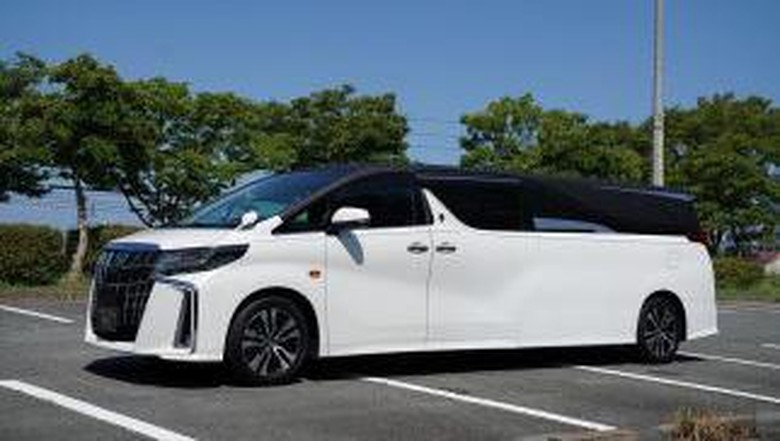 Alphard jadi mobil jenazah Alphard jadi mobil jenazah