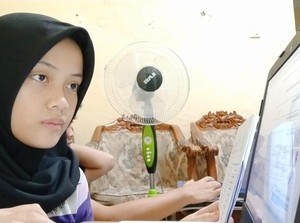 Siswi SMA Ungkap Cara Fleksibel dan Tetap Produktif Belajar di Rumah