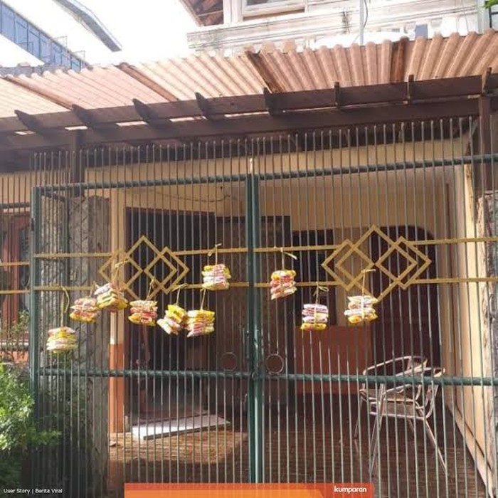 bagikan makanan gratis
