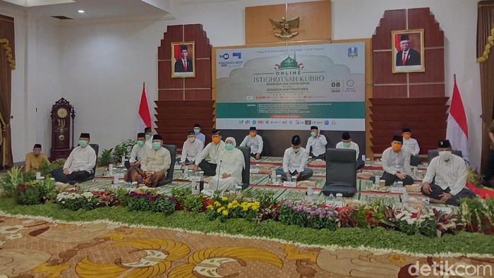 Istigasah Kubro Online Ikhtiar Penanggulangan Pandemi Corona di Jawa Timur