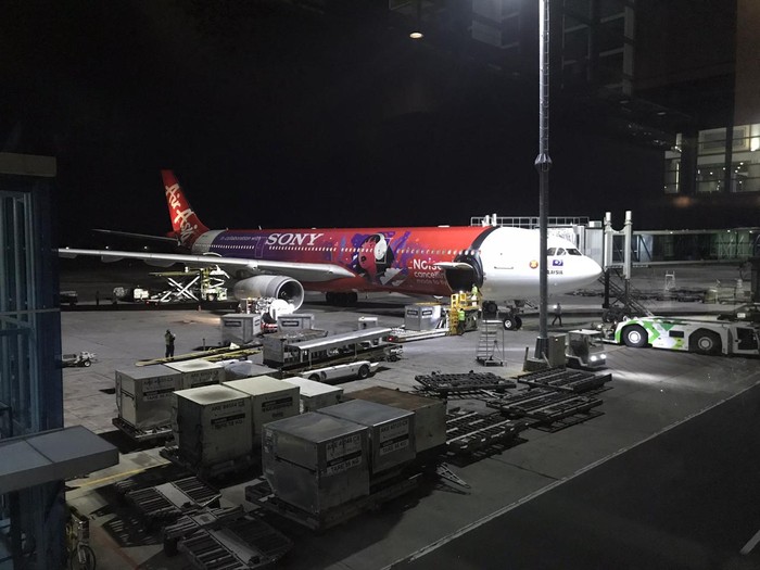 Repatriasi WNI dari Dubai dengan AirAsia