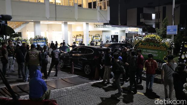 tempat peristirahatan terakhir Glenn Fredly