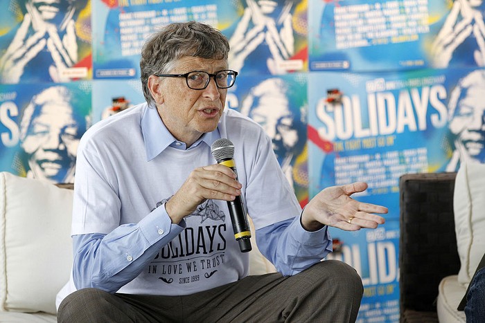 Bill Gates NEW YORK, NY - SEPTEMBER 27: Bill Gates attends the Plenary Session: Investing in Prevention and Resilient Health Systems during the second day of the 2015 Clinton Global Initiatives Annual Meeting at the Sheraton New York Hotel & Towers on September 27, 2015 in New York City. (Photo by JP Yim/Getty Images)