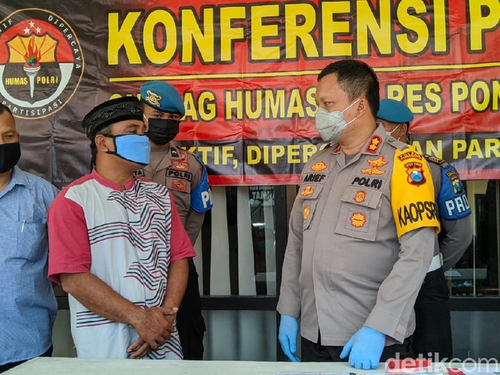 Heboh soal virus Corona dimanfaatkan oleh orang tak bertanggung jawab untuk menyebar hoaks. Seperti yang dilakukan AH, warga Desa Semanding, Kecamatan Kauman.