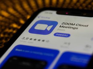 Zoom Bikin Pria Ini Masuk Jajaran Terkaya Dunia