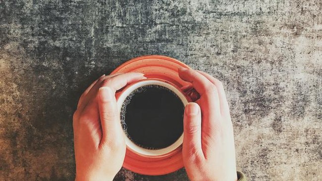 Apa Boleh Minum Kopi Saat Sakit? Ini Penjelasannya
