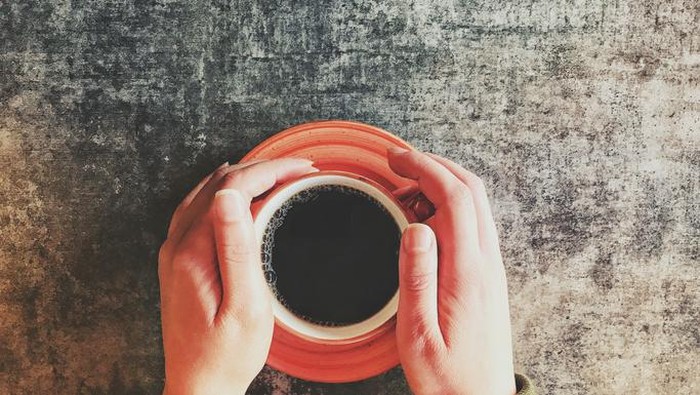 minum kopi