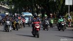 Melihat Aktivitas Warga pada Hari Pertama PSBB di Ibu Kota
