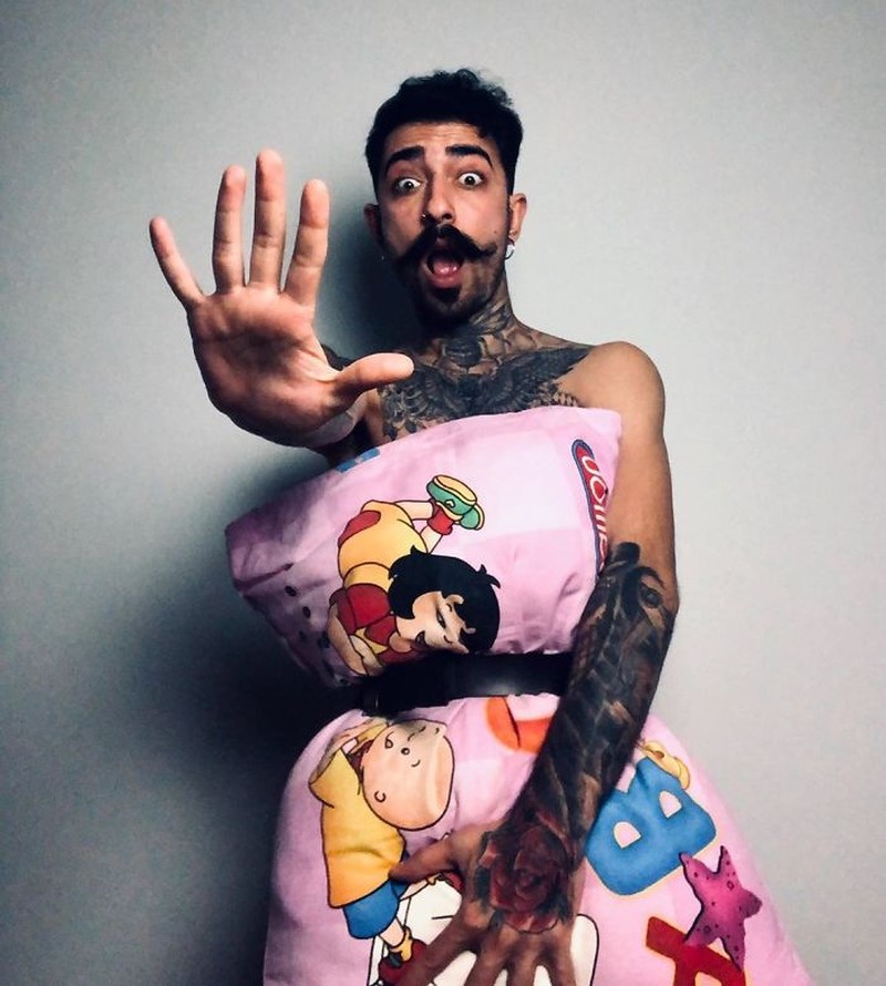 #PillowChallenge saat ini sangat digemari oleh orang-orang untuk menghilangkan rasa bosan pada saat karantina akibat COVID-19.