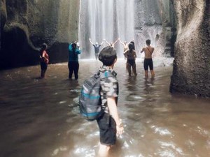 Tukad Cepung Waterfall, Surga Tersembunyi di Bali yang Wajib Dikunjungi