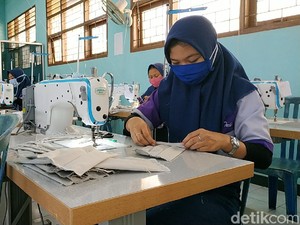 Lab SMK di Pacitan Disulap Jadi Pabrik Masker Saat Pandemi Corona